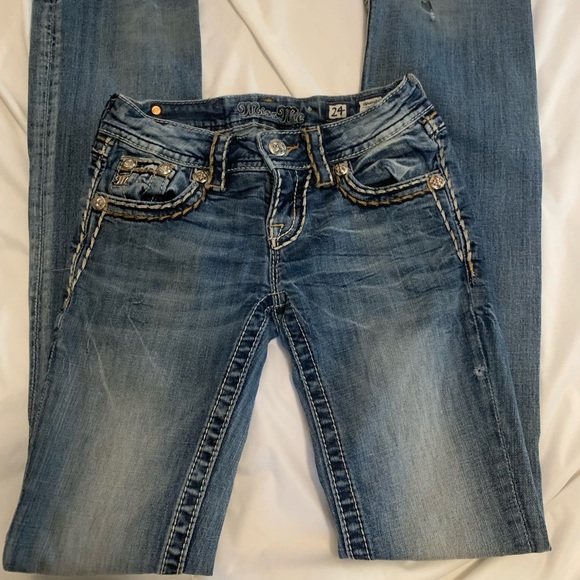 Miss Me Jeans - Picture 2 of 3